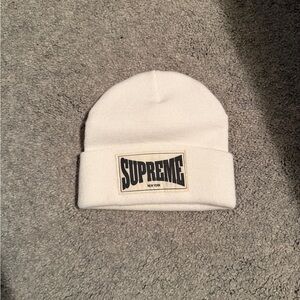 Supreme Off-White Logo Beanie